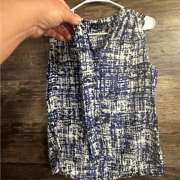 ANTONIO MELANI 100% Silk Abstract Blue White and Black Blouse Tank - Picture 6 of 10